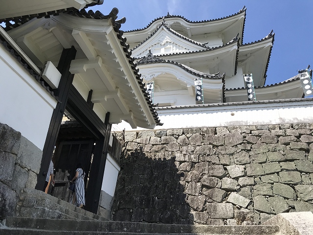 伊賀上野城　天守入口門