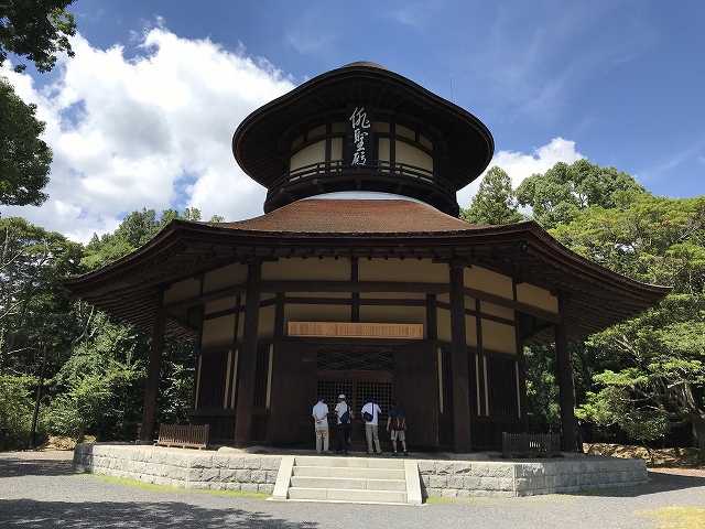 伊賀上野城　俳聖殿全景