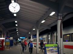 スイス Interlaken-West駅 22:08