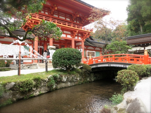 上賀茂神社　楼門と玉橋