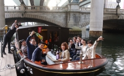 日本橋川遊びで乾杯